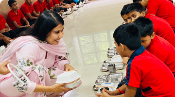 Food Distribution - 2025